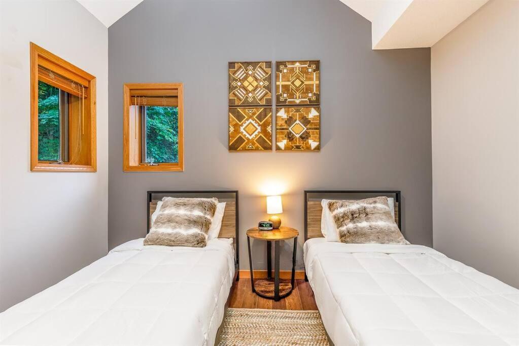 Relaxing 2Bedroom Townhome W/Playroom & Great View غالينا المظهر الخارجي الصورة
