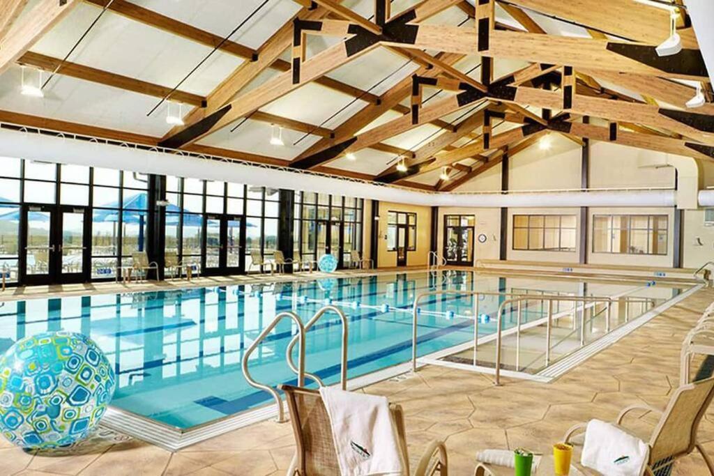 Relaxing 2Bedroom Townhome W/Playroom & Great View غالينا المظهر الخارجي الصورة
