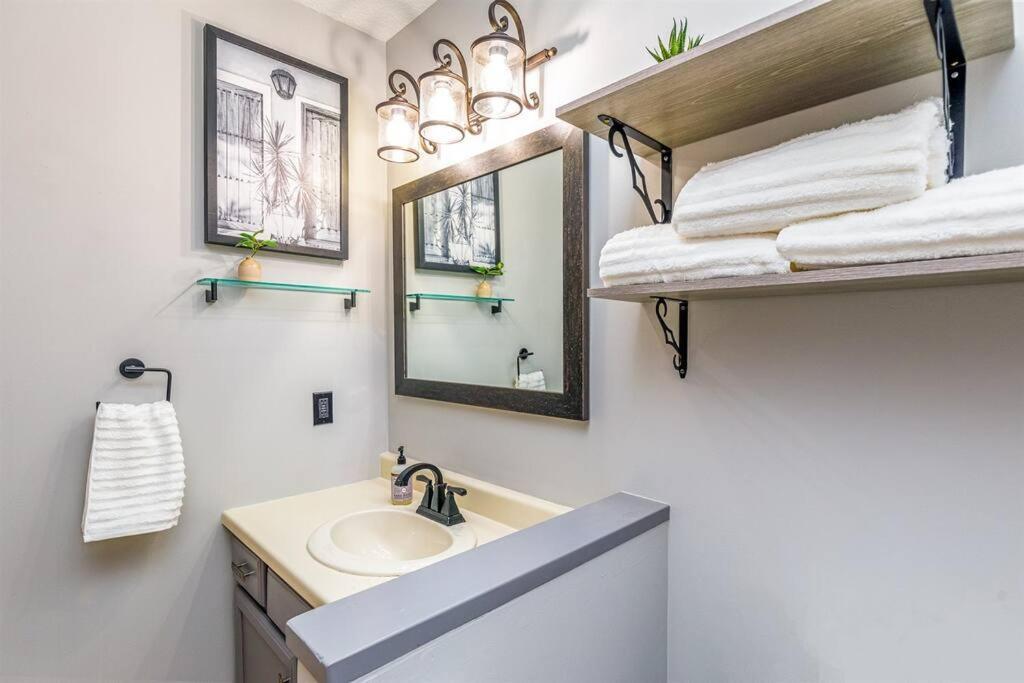 Relaxing 2Bedroom Townhome W/Playroom & Great View غالينا المظهر الخارجي الصورة
